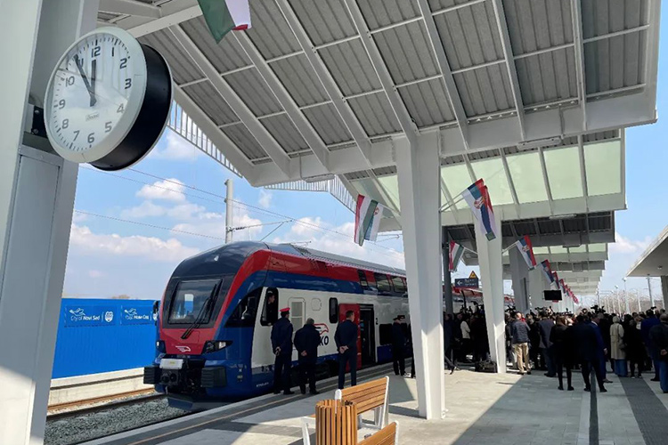 塞尔维亚：匈塞铁路贝尔格莱德至诺维萨德段开通运营一周年，累计发送旅客293万人次.jpg