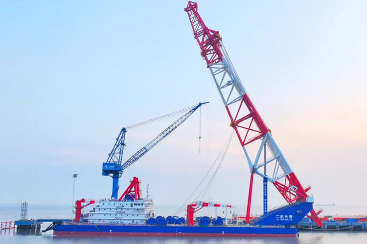 智慧建造：探秘全球最大打桩船.jpg
